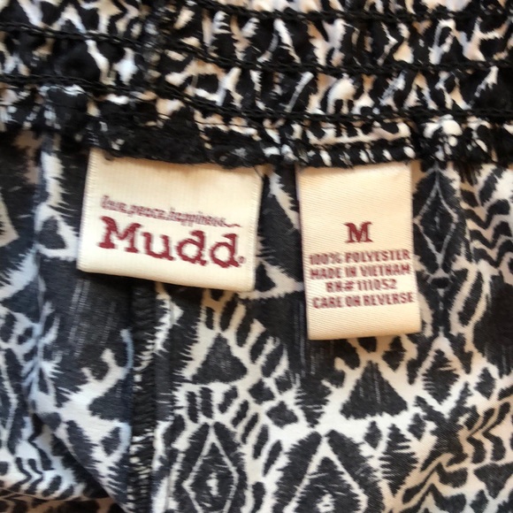 🍭Mudd fitted ankle patterned pants🍭 - Picture 2 of 4